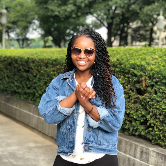 Welcome to my closet! - Picture 2 of 2